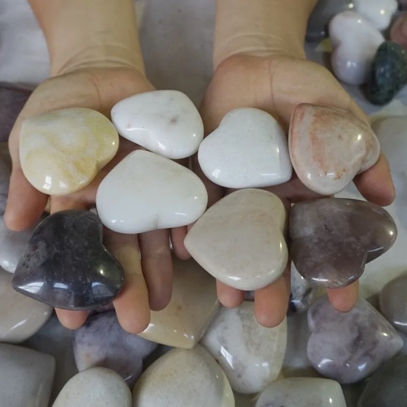 GEMSTONE HEART 💛🧡💜🤍🩷🩵 - Picture 6 of 9